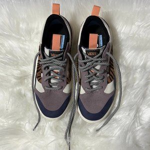 Vans Ultrarange Exo SE Shoes, Purple/White/Tiger Stripes, Women's Size 5